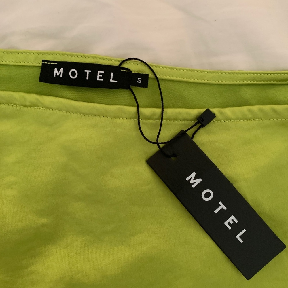 NWT motel rocks skirt - Picture 2 of 3